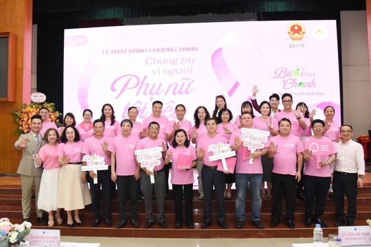 Nâng cao nhận thức về bệnh ung thư vú: “Chung tay vì người phụ nữ tôi yêu”