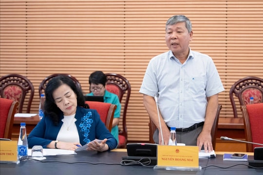 Thường trực Ủy ban Văn hóa và Xã hội làm việc với Bộ Y tế