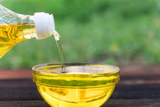 Cảnh báo dầu thực vật kém chất lượng