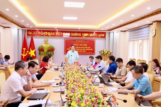 Đoàn ĐBQH tỉnh Phú Thọ lấy ý kiến vào các dự án luật, nghị quyết trình Kỳ họp thứ Mười