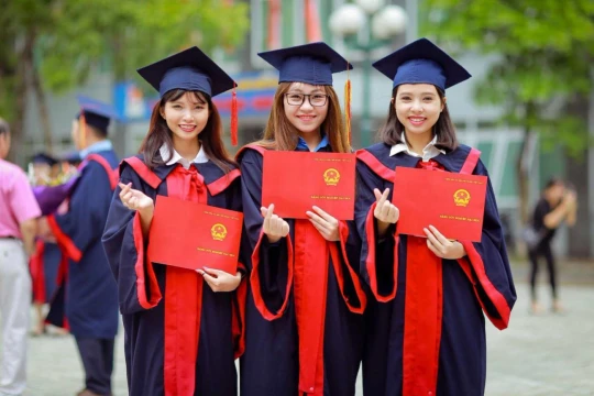 Rút ngắn thời gian cấp văn bằng chứng chỉ xuống còn 05 ngày sau tốt nghiệp