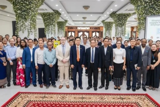 Cambodia launches national campaigns to prevent school dropouts