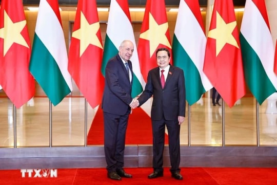 Vietnam, Hungary step up parliamentary diplomacy