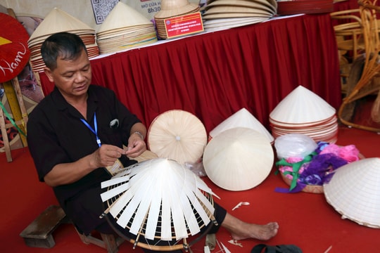 Làng Chuông giữ lửa nghề