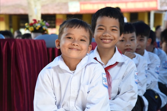 Nhiều trường học tại TP. Hồ Chí Minh thông báo hoàn trả tiền Bảo hiểm Y tế cho phụ huynh