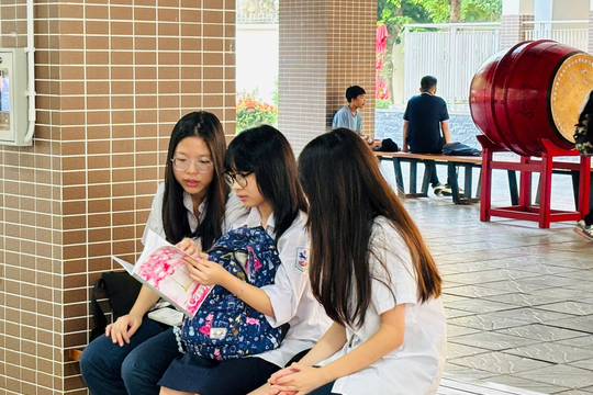 Hà Nội chính thức "chốt" ngoại ngữ là môn thi thứ ba vào lớp 10 năm 2026