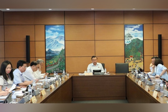 Khẩn trương ban hành đề án vị trí việc làm cho công chức cấp xã