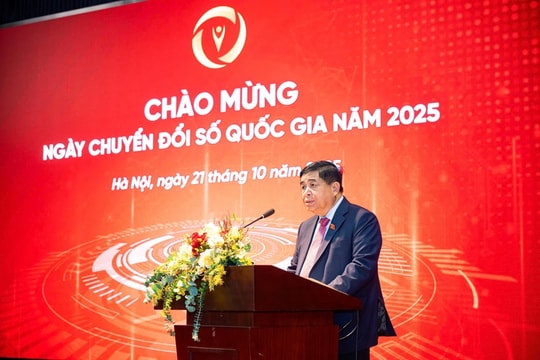 Phó Thủ tướng Nguyễn Chí Dũng dự chương trình ngày chuyển đổi số Quốc gia