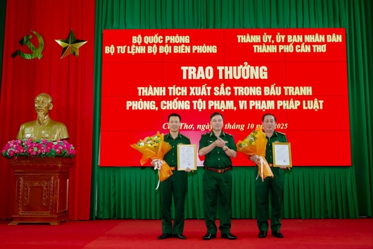 TP. Cần Thơ: Khen thưởng đột xuất vụ bắt hơn 822.000 lít dầu, hơn 7 tấn sản phẩm động vật nhập lậu