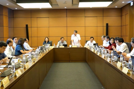 Quốc hội thảo luận về tổng kết công tác nhiệm kỳ: nhìn lại chặng đường 2021-2026, chuẩn bị cho giai đoạn mới