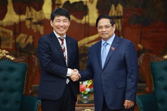 PM calls on Japan's Gunma prefecture to scale up investment in Vietnam