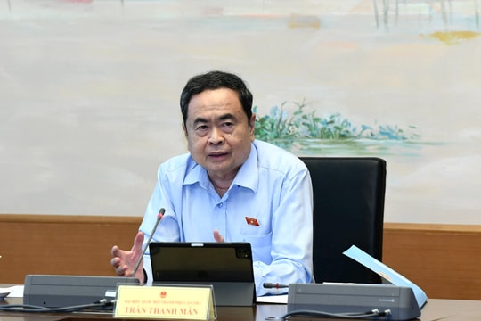 Chủ tịch Quốc hội Trần Thanh Mẫn: Ổn định kinh tế vĩ mô, đổi mới mô hình tăng trưởng