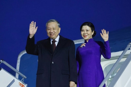 Party General Secretary begins official visit to Finland
