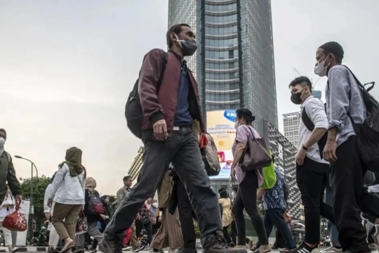 Indonesia reports strong job, investment growth