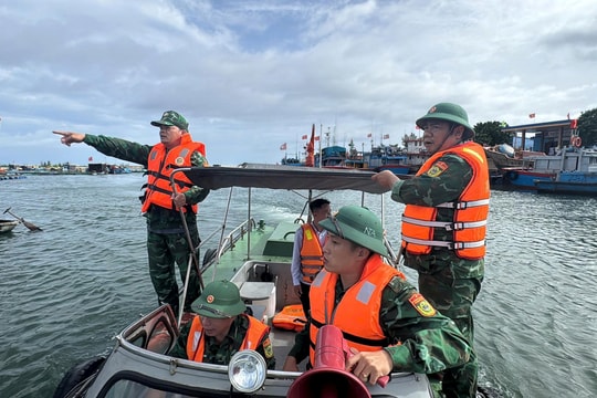 Quảng Ngãi chủ động ứng phó, khẩn trương phòng ngừa bão số 12