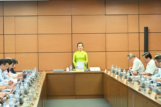 Sáng 21/10/2025, Thảo luận tổ TP Hồ Chí Minh