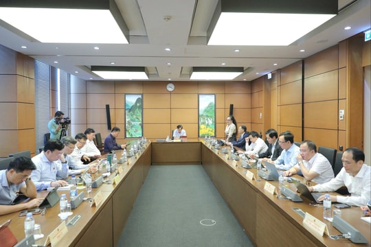 Đề xuất thêm hình thức "thử việc" để tuyển dụng viên chức tốt hơn