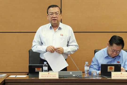 Sáng 22/10, tổ 3 gồm các tỉnh (Thanh Hoá và Tây Ninh) tiến hành thảo luận tổ