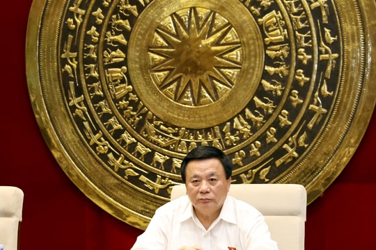 Chiều 22/10/2025: Thảo luận Tổ 14 (Quảng Ninh, An Giang, Hà Tĩnh)