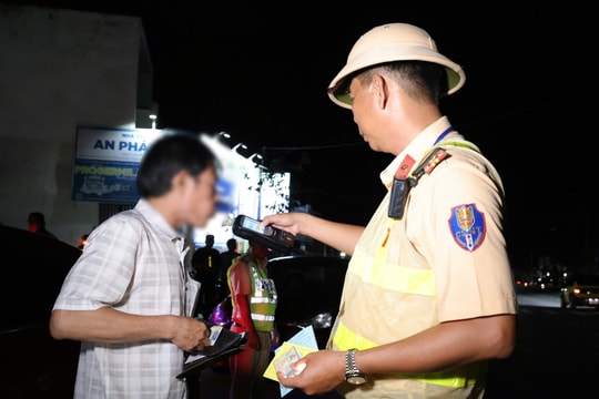 TP. Cần Thơ: Xử phạt 300 trường hợp vi phạm nồng độ cồn