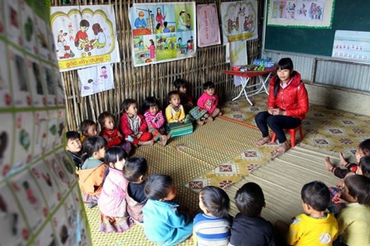 Siết chặt giáo dục bắt buộc 9 năm, chống bỏ học và tái mù chữ