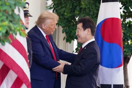 Thăm Nhật Bản và Hàn Quốc, Tổng thống Trump tìm kiếm khoản đầu tư khổng lồ