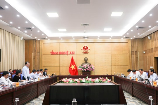 Đoàn giám sát HĐND tỉnh Nghệ An làm việc với UBND tỉnh về thực hiện Chương trình giảm nghèo bền vững