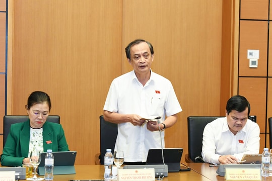 Thông thoáng, linh hoạt hơn để thu hút nhân tài quốc tế