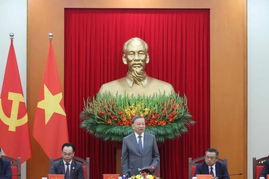 Party chief hosts delegates to 7th International Conference on Vietnamese Studies
