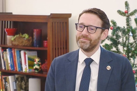 Vietnam plays important role in global efforts against cybercrime: UK Ambassador