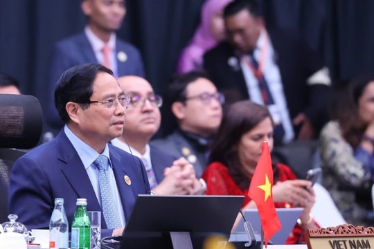 Vietnamese PM attends 47th ASEAN Summit’s opening session in Malaysia