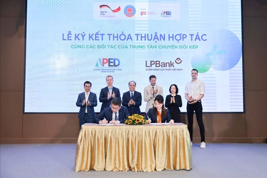 LPBank ký kết hợp tác chiến lược với APED: Chung tay thúc đẩy chuyển đổi số – xanh cho doanh nghiệp Việt Nam