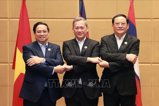 Thủ tướng Phạm Minh Chính làm việc với Thủ tướng Campuchia và Thủ tướng Lào