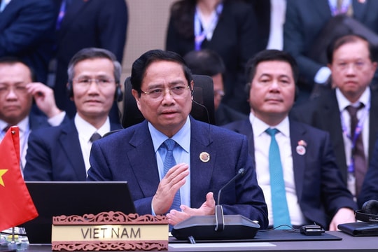 Vietnamese PM proposes three orientations to enhance ASEAN-RoK Comprehensive Strategic Partnership