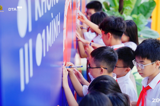 Lần đầu tiên người dân được trải nghiệm thực tế “nguy cơ trực tuyến” trong Ngày hội "Không Một Mình"