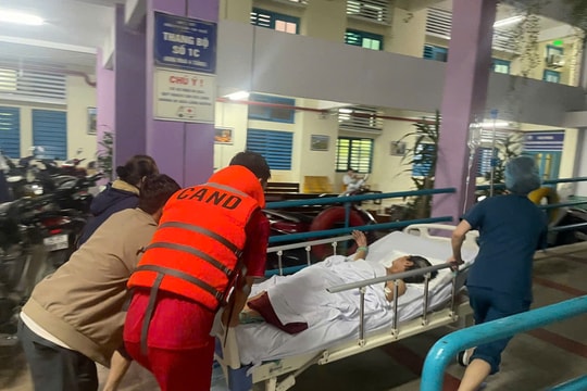 Nước tràn vào Bệnh viện Trung ương Huế: Đảm bảo an toàn tuyệt đối cho bệnh nhân