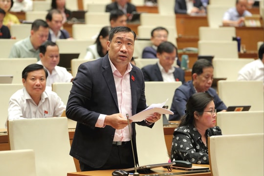 Phát triển xanh, có trách nhiệm và vì con người