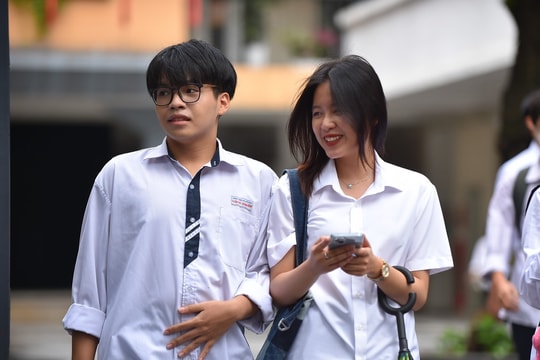 Hà Nội: Yêu cầu các nhà trường quản lý chặt điện thoại, thiết lập đường dây nóng xử lý bạo lực học đường