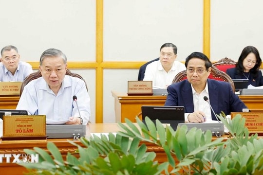 Kết luận của Bộ Chính trị, Ban Bí thư về công tác đại hội đảng bộ trực thuộc Trung ương và nhiệm vụ thời gian tới