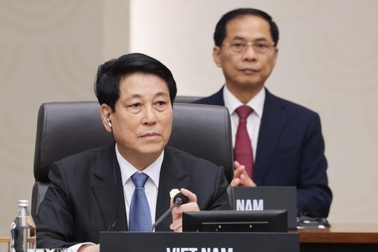 Chủ tịch nước Lương Cường dự phiên thứ nhất của Hội nghị các nhà lãnh đạo APEC 2025