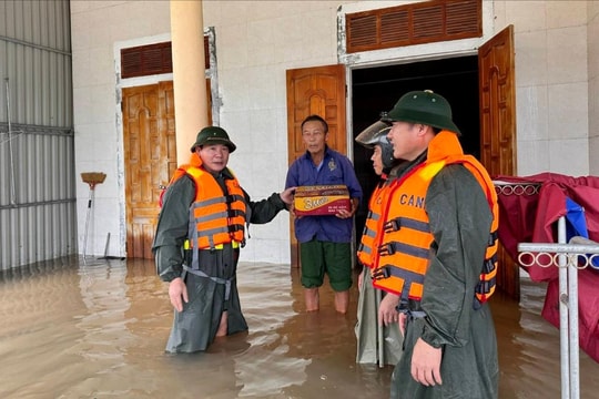 Hơn 4.000 nhà dân ở Hà Tĩnh bị ngập