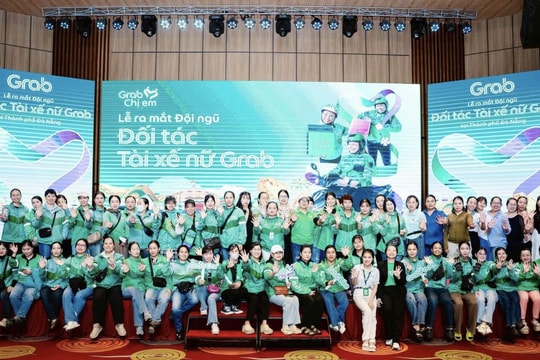 Grab tăng cường hỗ trợ nữ tài xế qua chương trình 'Grab Chị Em'