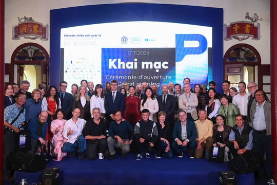 Khai mạc Liên hoan Nhiếp ảnh quốc tế - Biennale Photo Hanoi' 25