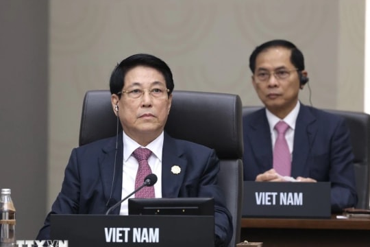 President pushes cooperation for sustainable development at APEC 2025