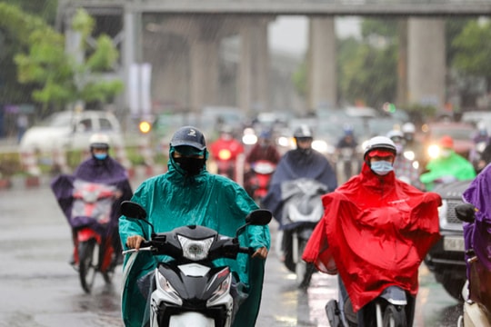 Dự báo thời tiết ngày 3/11: Nhiệt độ giảm sâu kèm mưa, Hà Nội thấp nhất 17 độ