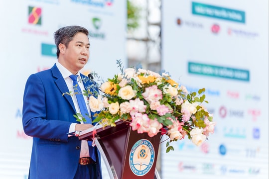 Ứng viên đại biểu Quốc hội PGS.TS Nguyễn Đào Tùng cam kết: Lắng nghe, theo đến cùng kiến nghị cử tri