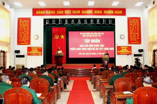 Ban Chỉ đạo Đề án 1371 tỉnh Đắk Lắk tập huấn báo cáo viên pháp luật năm 2025