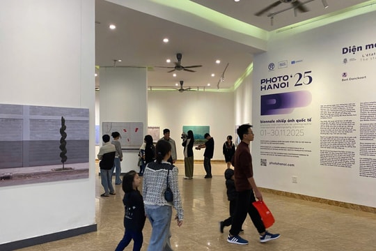 Chuỗi tọa đàm về hành trình nhiếp ảnh từ kỹ thuật cổ xưa đến "siêu công nghệ"