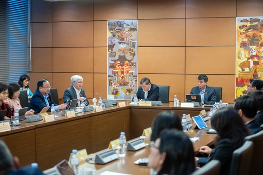 Ngày 4/11/2025: Họp tổ 7 (Lâm Đồng - Nghệ An)