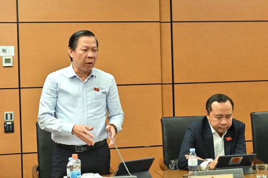 Chiều 4/11/2025, Họp tổ TP Hồ Chí Minh